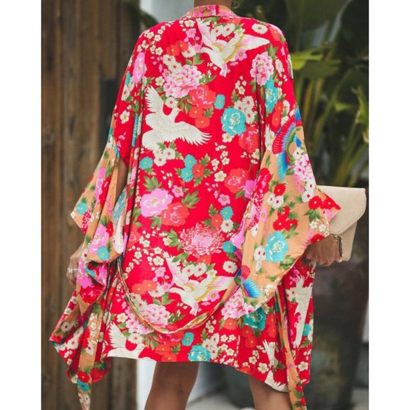 ♦️SOLD♦️Floral Open Kimono Red and Pink - Picture 6 of 15